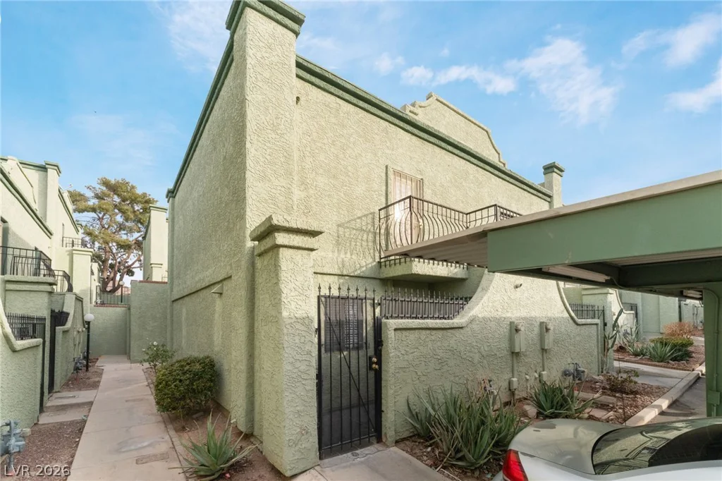 7084 BURCOT, Las Vegas, NV 89156