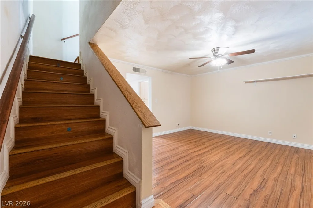 7084 BURCOT, Las Vegas, NV 89156