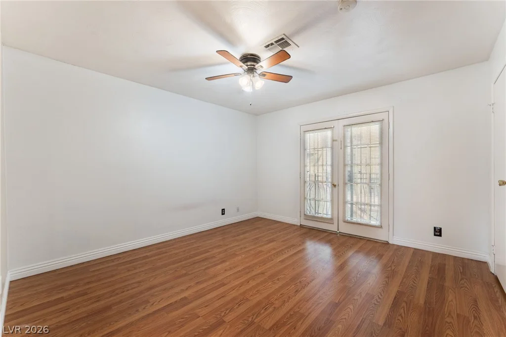 7084 BURCOT, Las Vegas, NV 89156