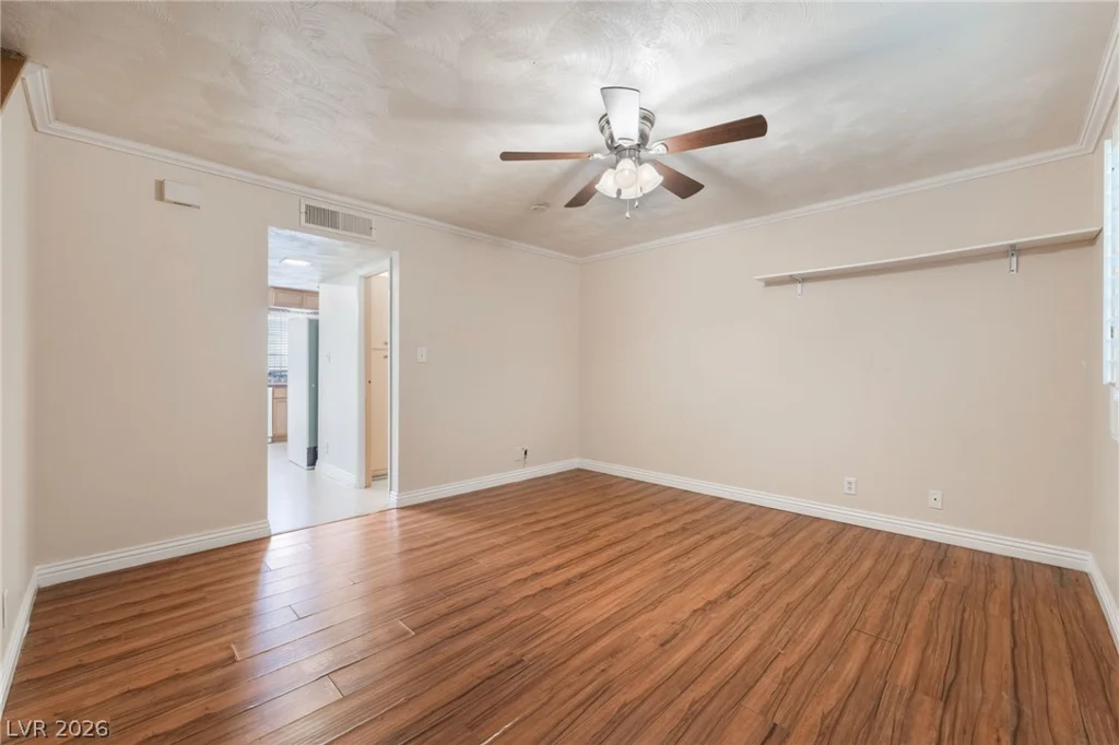 7084 BURCOT, Las Vegas, NV 89156