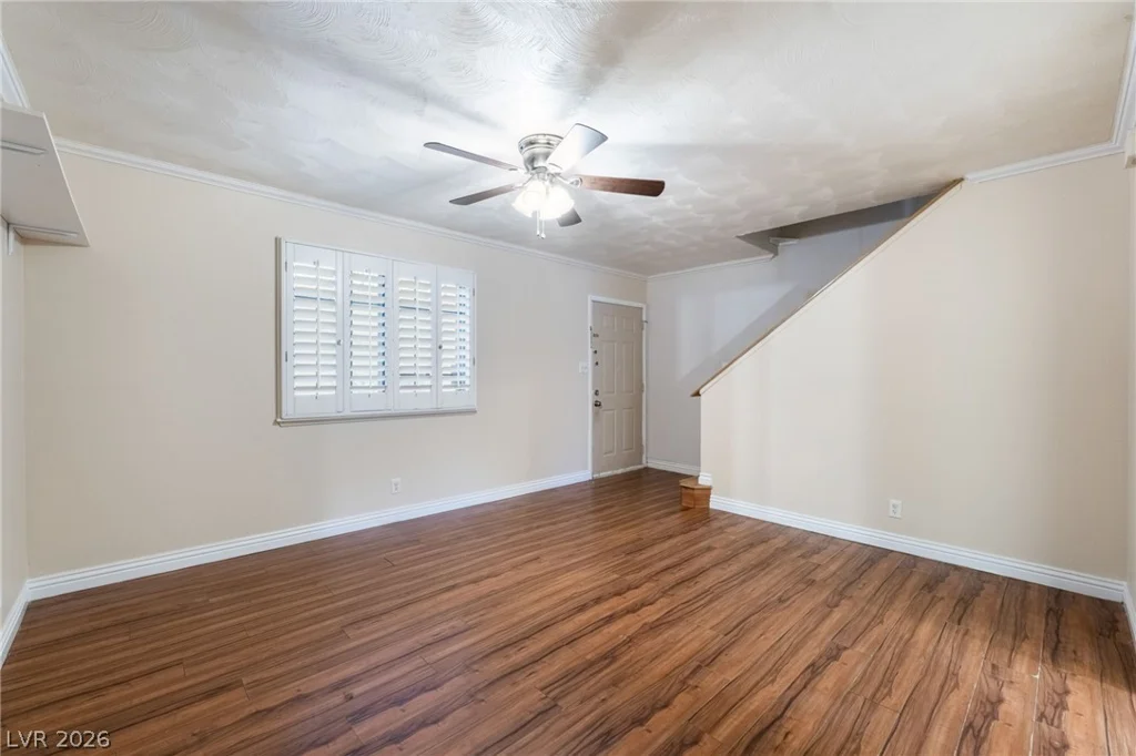 7084 BURCOT, Las Vegas, NV 89156