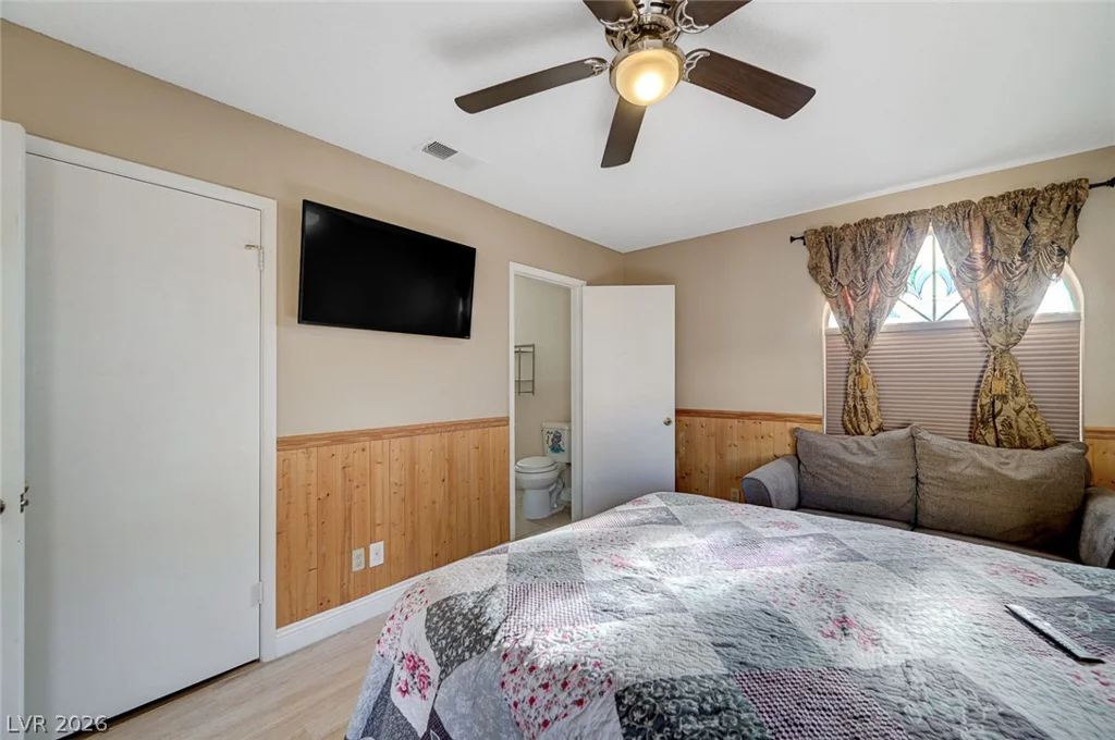 2368 Los Feliz, Las Vegas, NV 89156