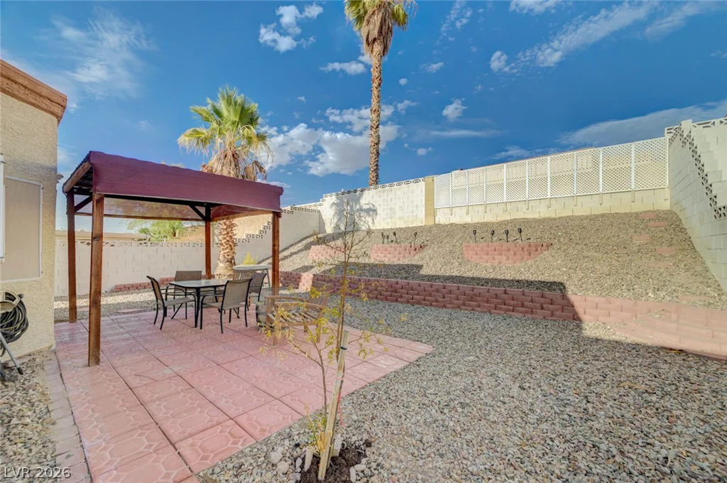 2368 Los Feliz, Las Vegas, NV 89156