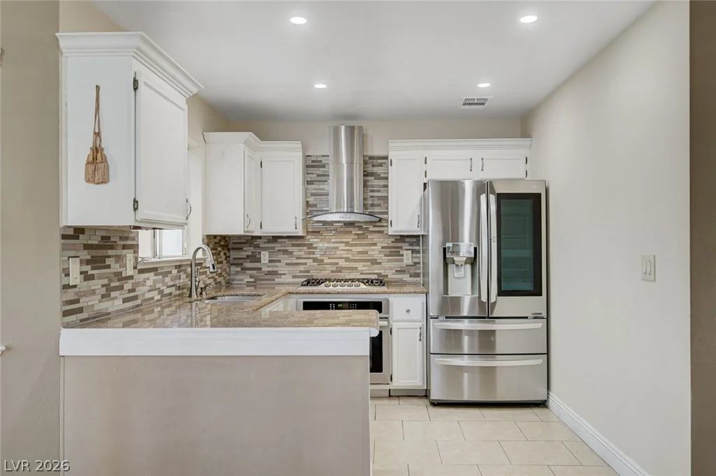 2368 Los Feliz, Las Vegas, NV 89156