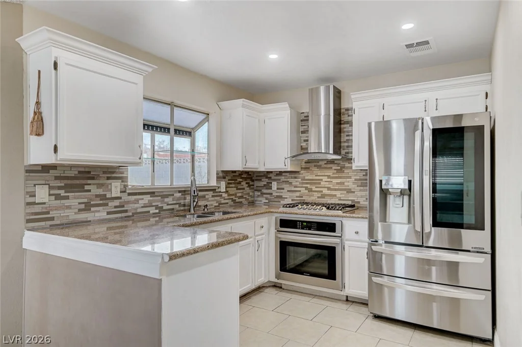 2368 Los Feliz, Las Vegas, NV 89156