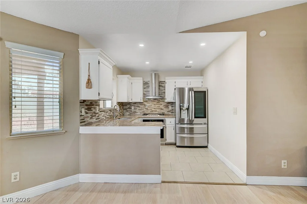 2368 Los Feliz, Las Vegas, NV 89156