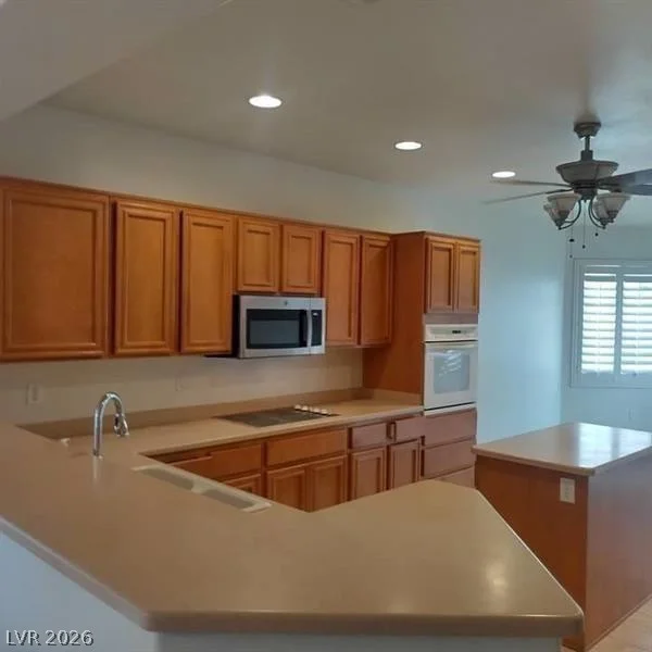 1652 Black Fox Canyon, Henderson, NV 89052