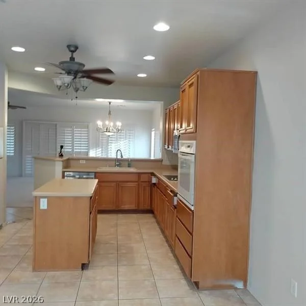 1652 Black Fox Canyon, Henderson, NV 89052