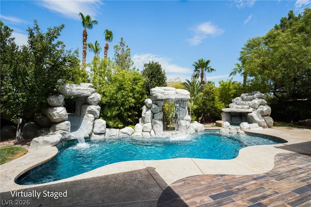 2990 Traverse Creek, Las Vegas, NV 89135