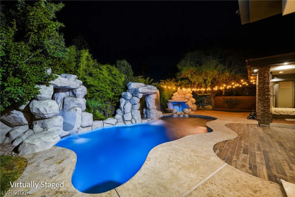2990 Traverse Creek, Las Vegas, NV 89135