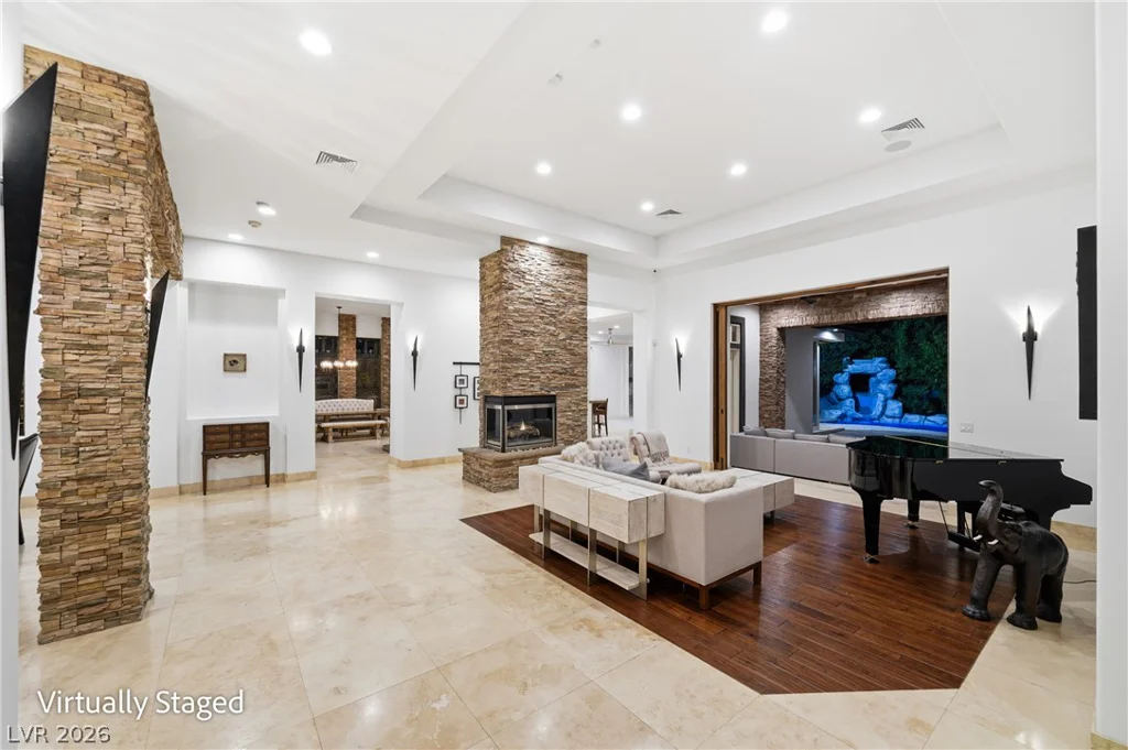 2990 Traverse Creek, Las Vegas, NV 89135