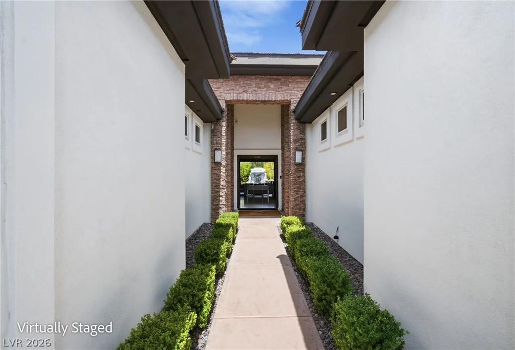 2990 Traverse Creek, Las Vegas, NV 89135