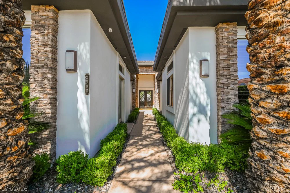 2990 Traverse Creek, Las Vegas, NV 89135