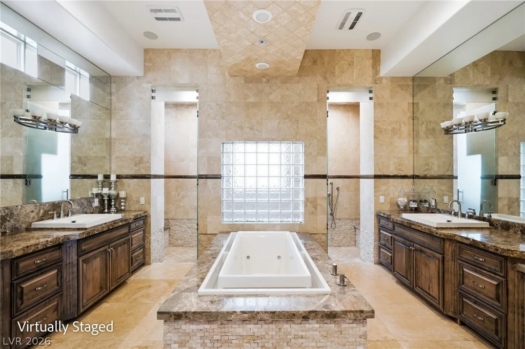 2990 Traverse Creek, Las Vegas, NV 89135