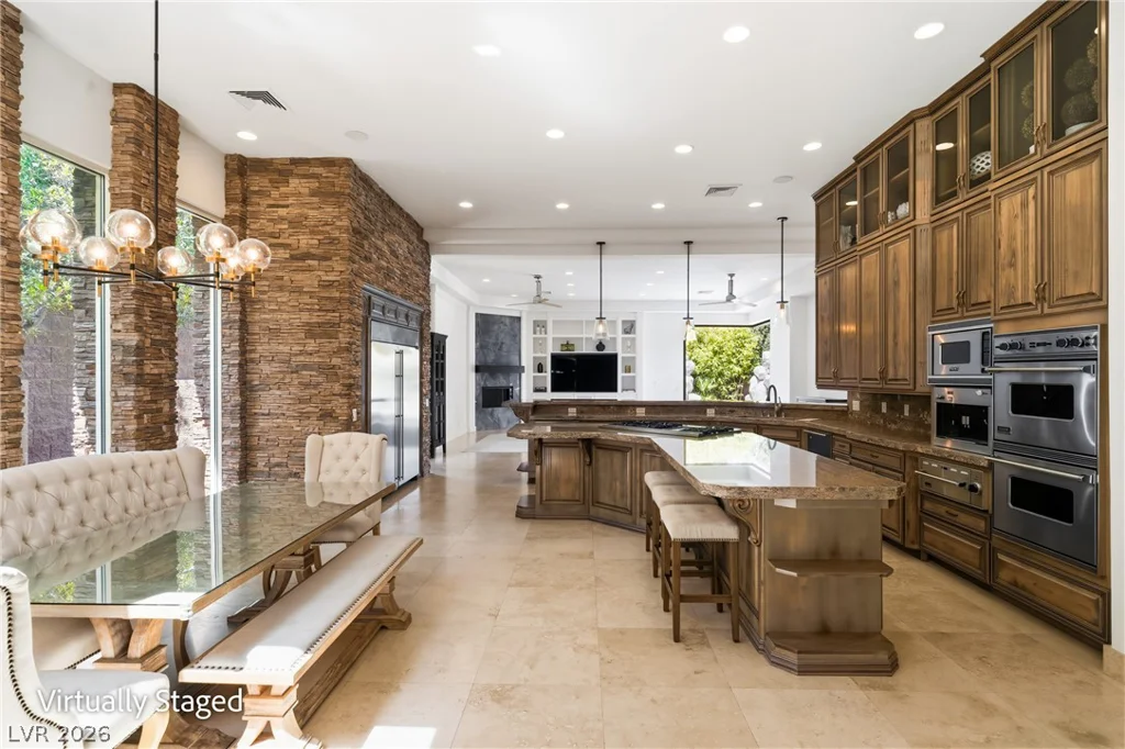2990 Traverse Creek, Las Vegas, NV 89135