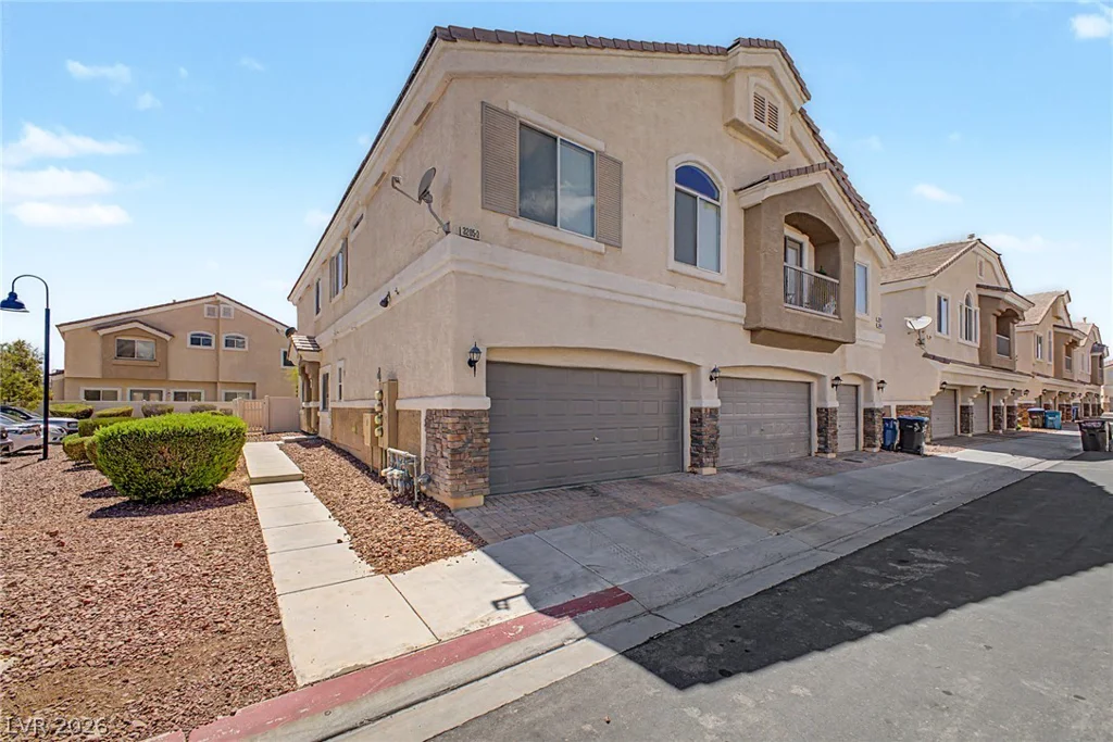 3205 Regal Swan, North Las Vegas, NV 89084