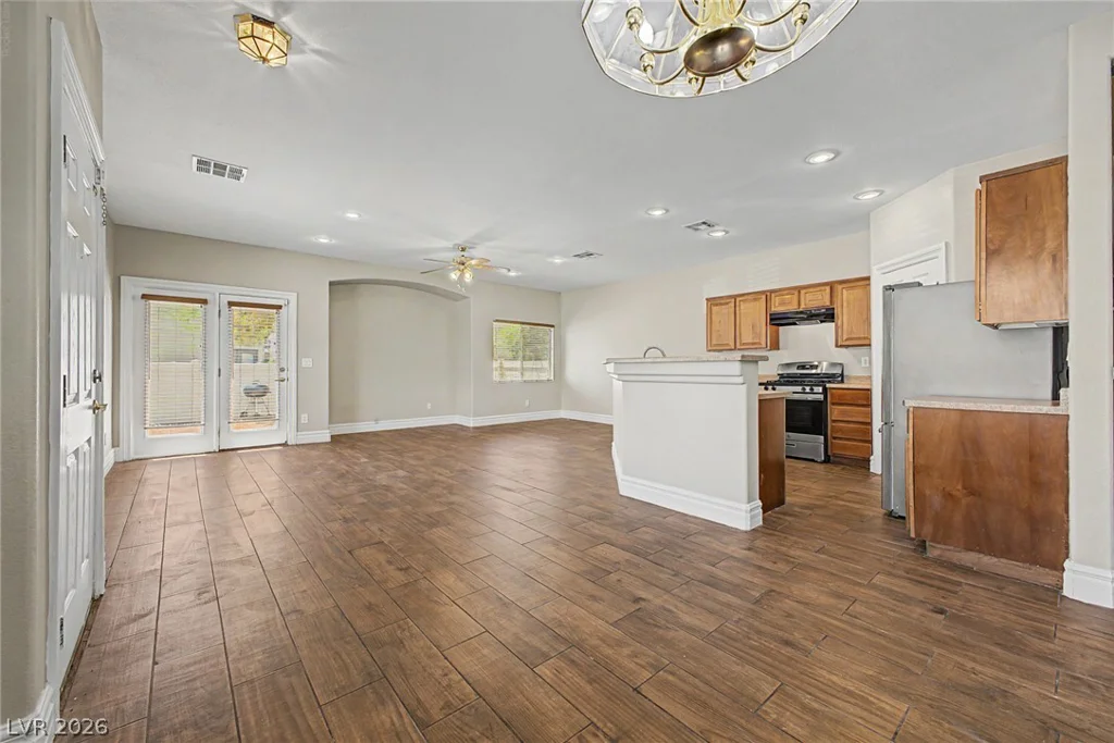 3205 Regal Swan, North Las Vegas, NV 89084
