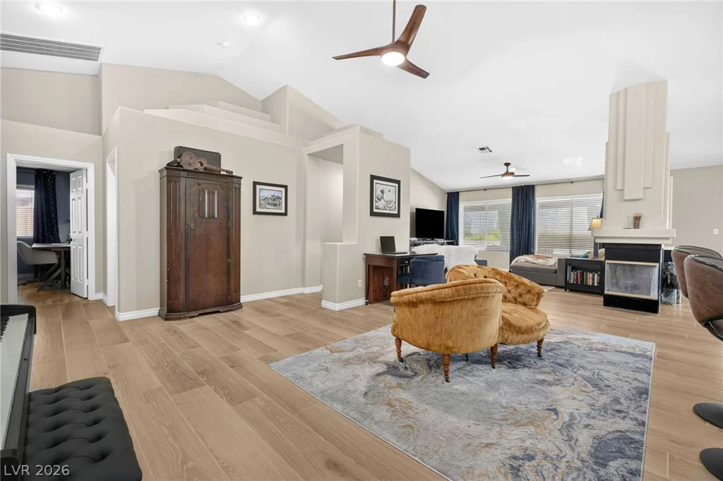 7233 Hawk Haven, Las Vegas, NV 89131