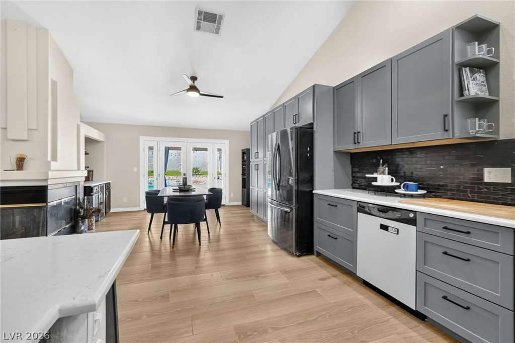 7233 Hawk Haven, Las Vegas, NV 89131