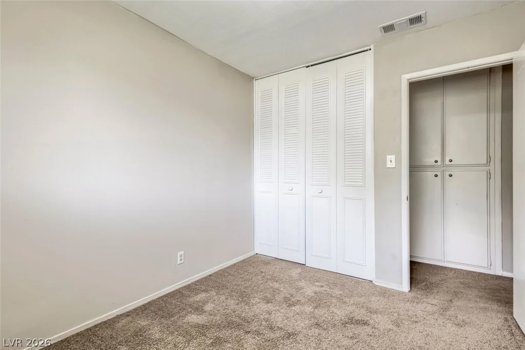 532 Greenbriar Townhouse, Las Vegas, NV 89121
