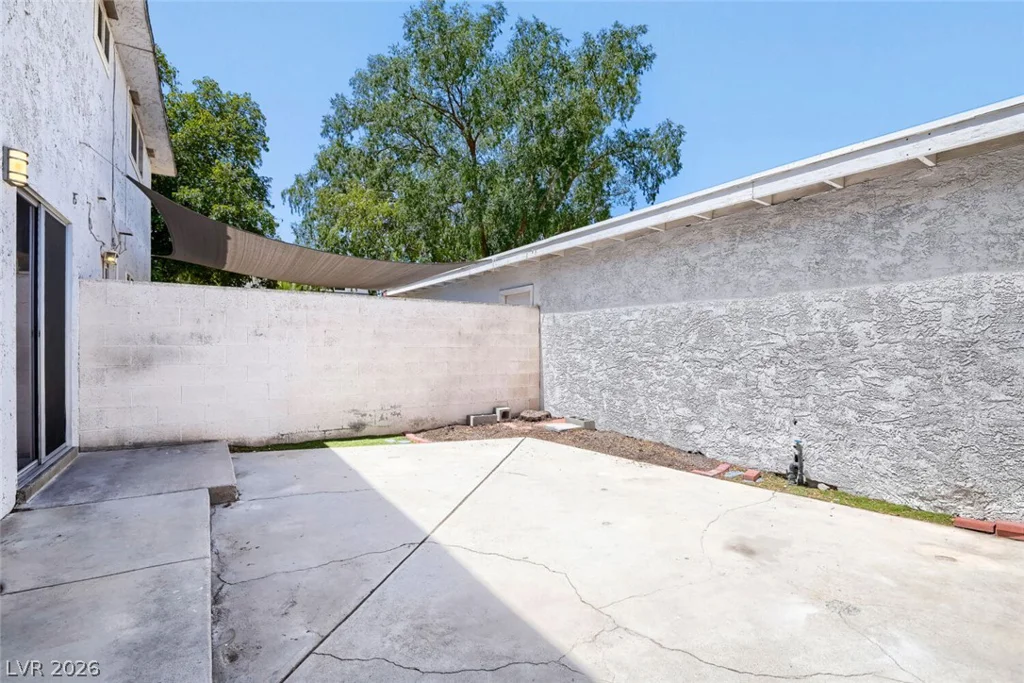 532 Greenbriar Townhouse, Las Vegas, NV 89121