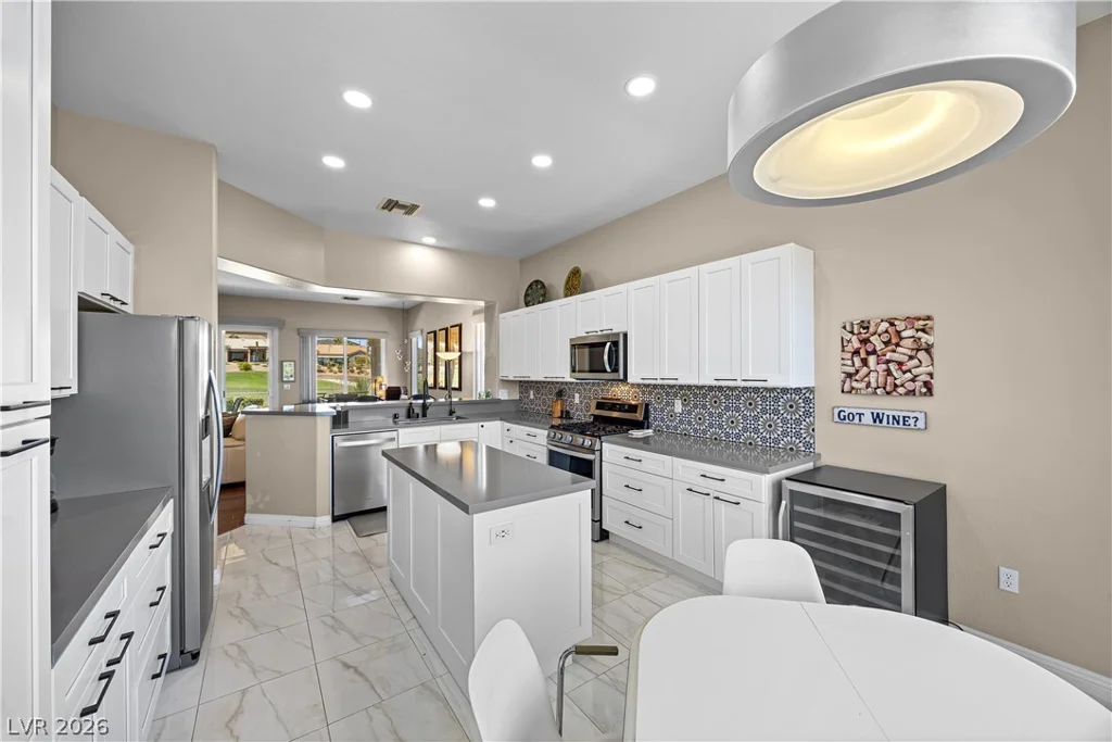 10404 Back Plains, Las Vegas, NV 89134
