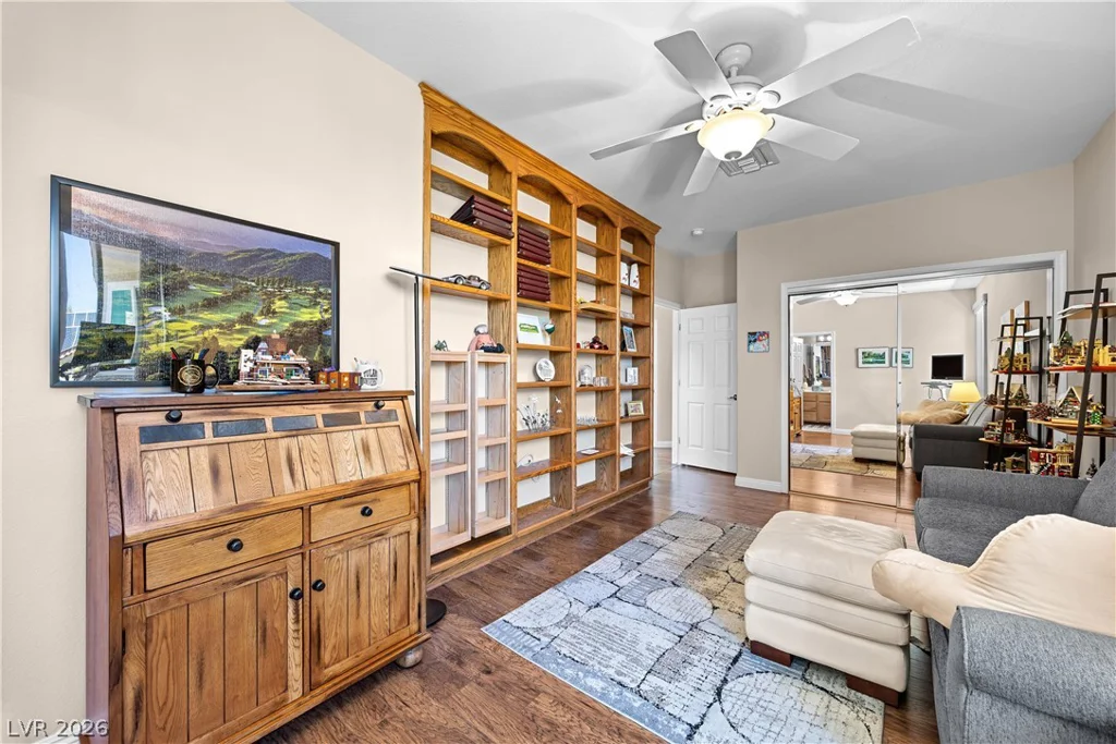 10404 Back Plains, Las Vegas, NV 89134