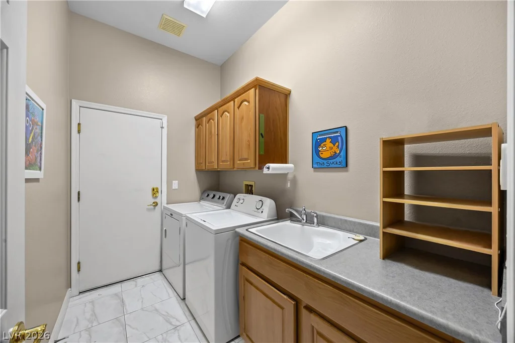 10404 Back Plains, Las Vegas, NV 89134
