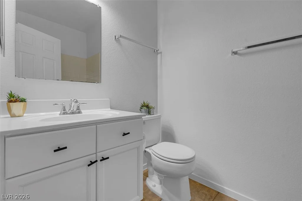 353 Amber Pine, Las Vegas, NV 89144
