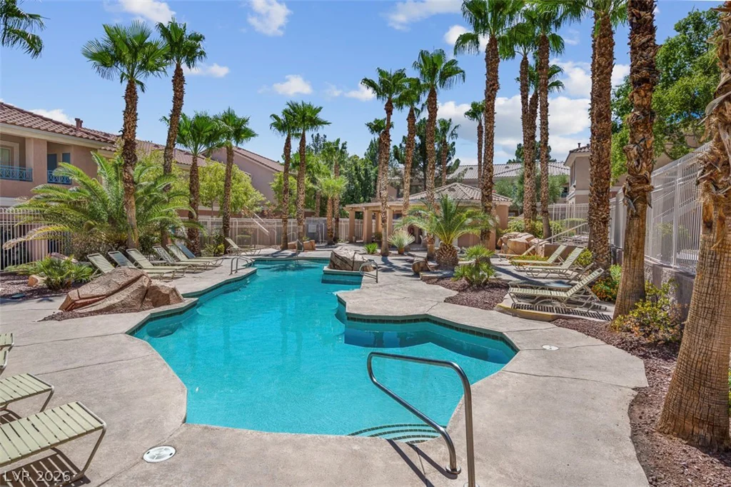 353 Amber Pine, Las Vegas, NV 89144