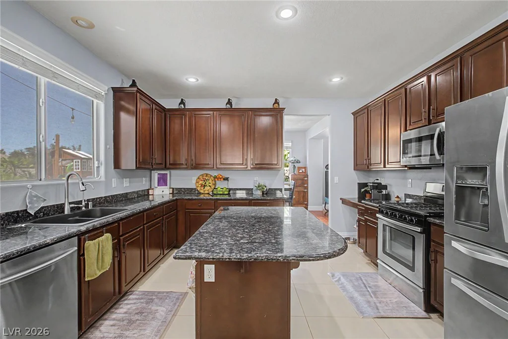 91 Glendive, Henderson, NV 89012
