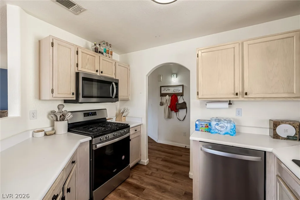 698 Racetrack, Henderson, NV 89015