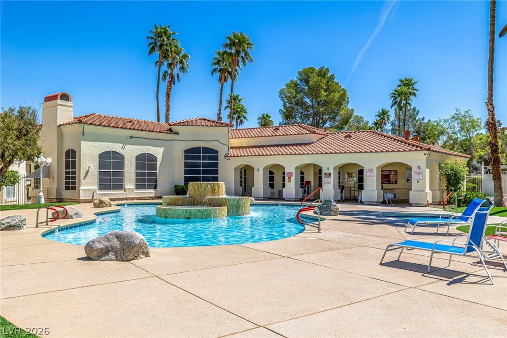 698 Racetrack, Henderson, NV 89015