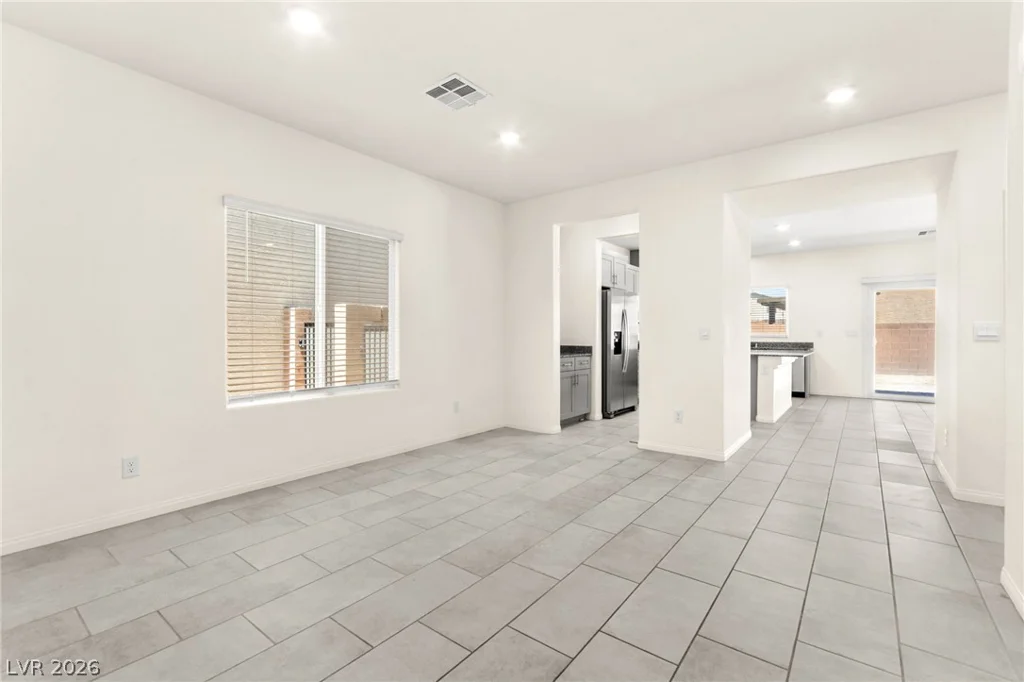 1880 Vass Springs, North Las Vegas, NV 89084