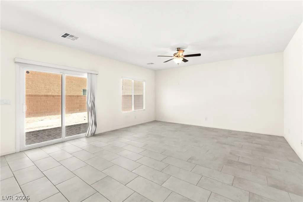 1880 Vass Springs, North Las Vegas, NV 89084