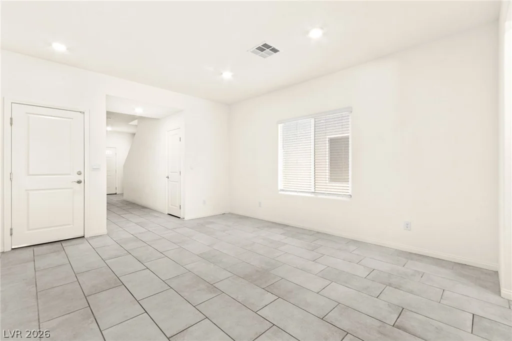 1880 Vass Springs, North Las Vegas, NV 89084