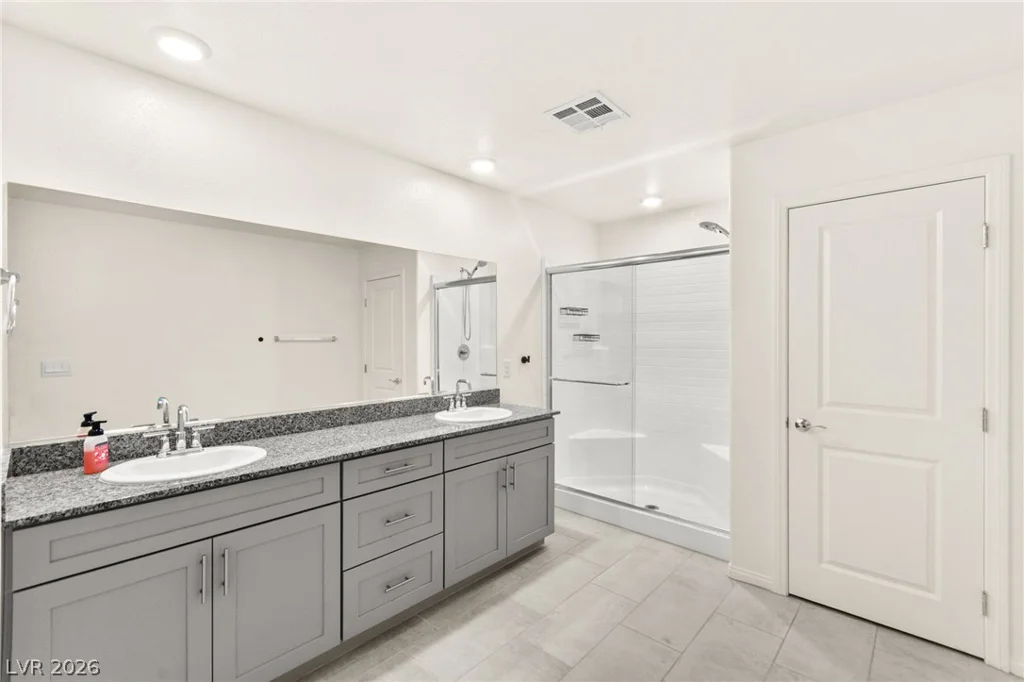 1880 Vass Springs, North Las Vegas, NV 89084