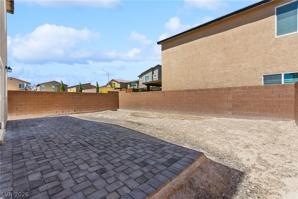 1880 Vass Springs, North Las Vegas, NV 89084