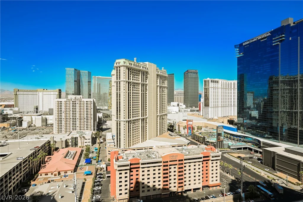 135 Harmon, Las Vegas, NV 89109