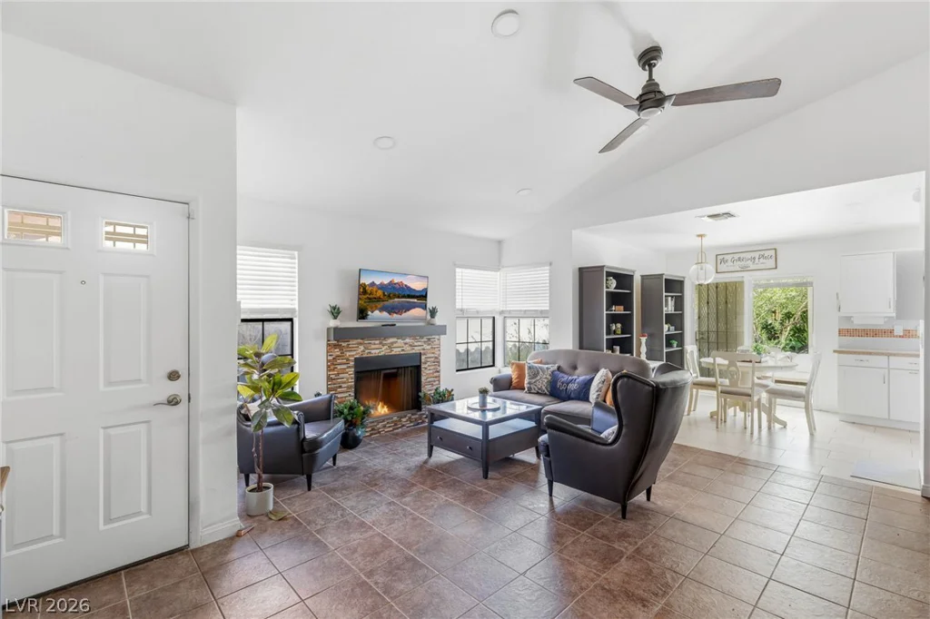 760 Thousand Oaks, Las Vegas, NV 89123