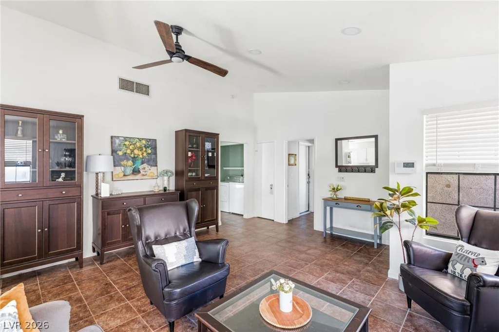 760 Thousand Oaks, Las Vegas, NV 89123