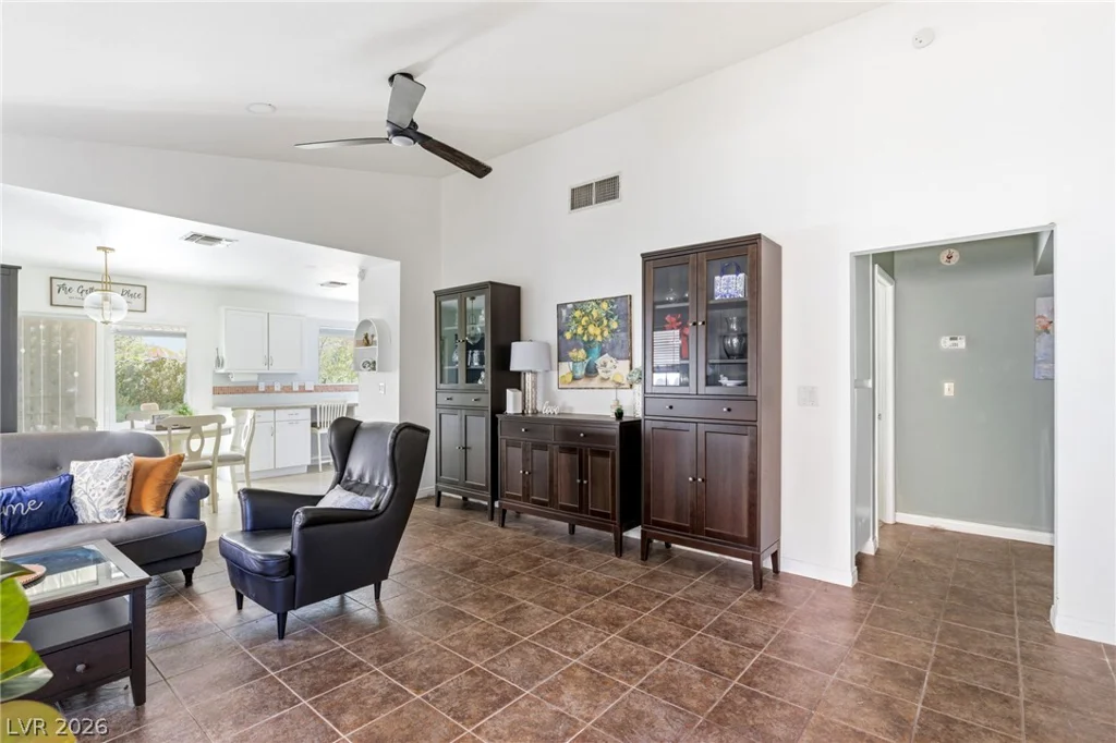 760 Thousand Oaks, Las Vegas, NV 89123