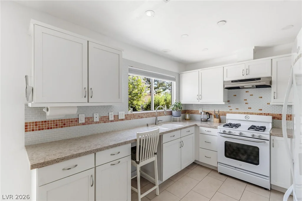 760 Thousand Oaks, Las Vegas, NV 89123
