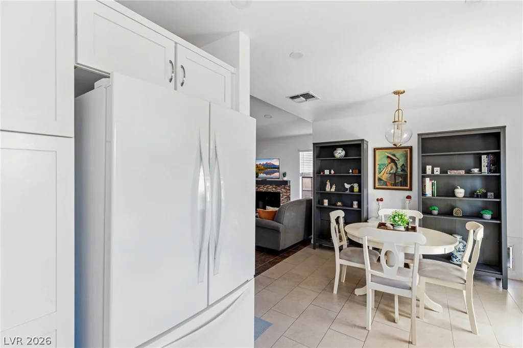 760 Thousand Oaks, Las Vegas, NV 89123