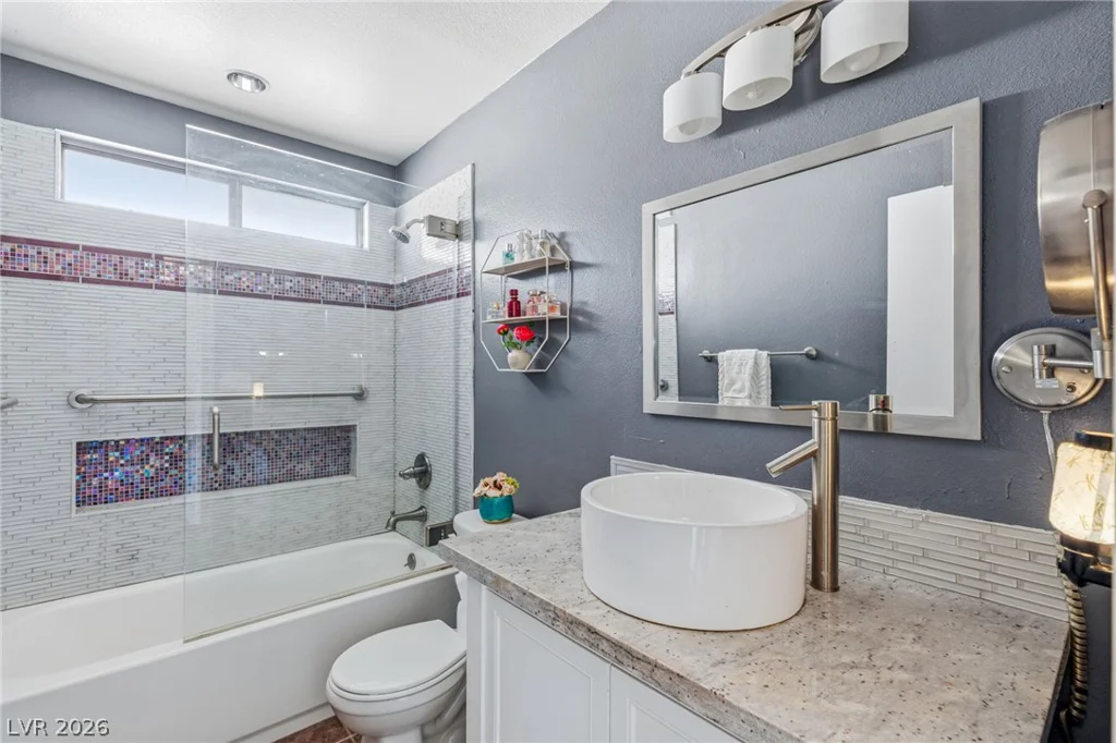 760 Thousand Oaks, Las Vegas, NV 89123