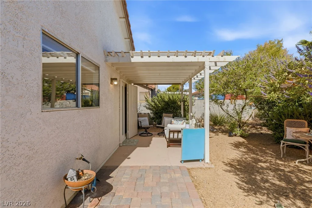 760 Thousand Oaks, Las Vegas, NV 89123