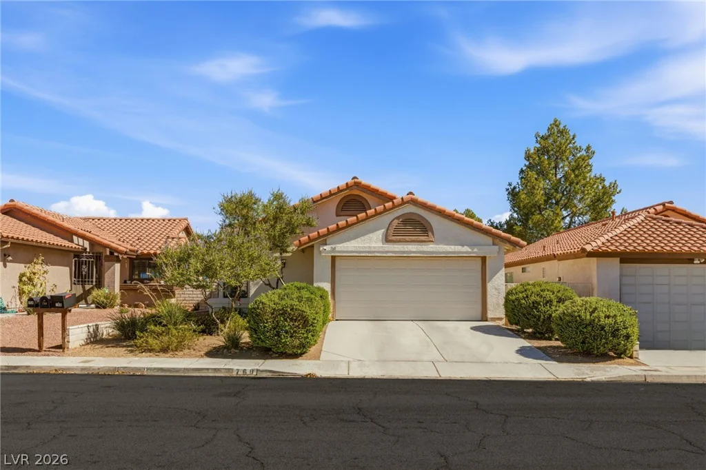 760 Thousand Oaks, Las Vegas, NV 89123