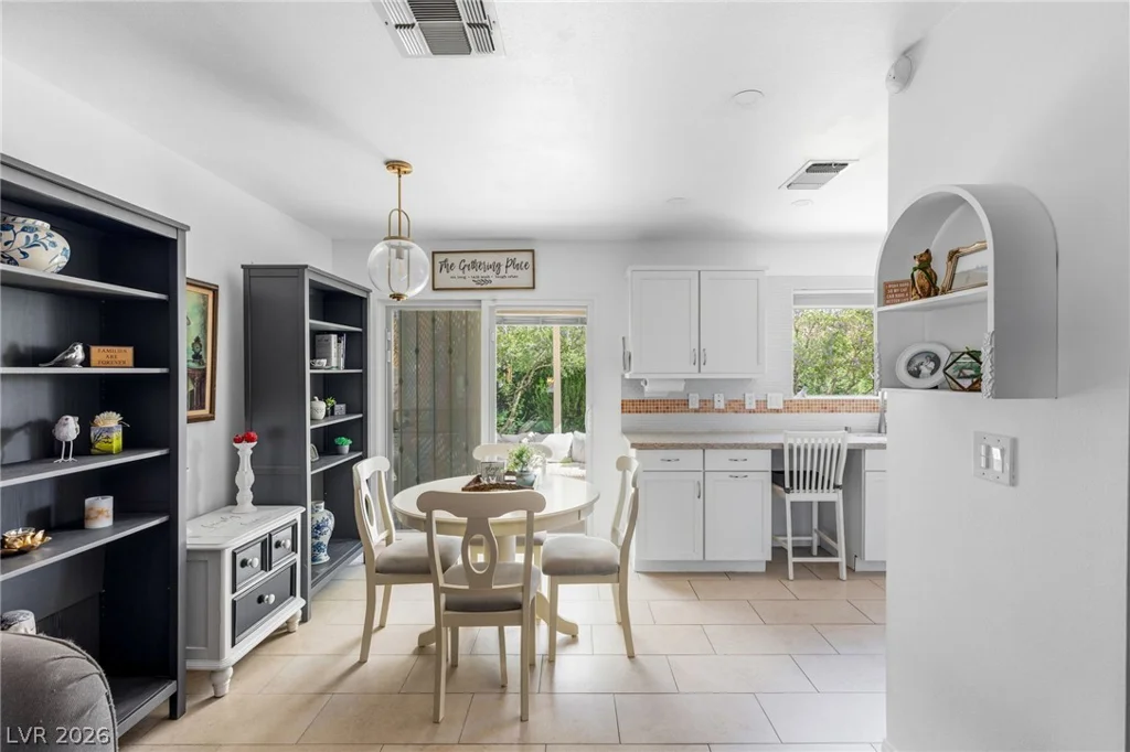 760 Thousand Oaks, Las Vegas, NV 89123