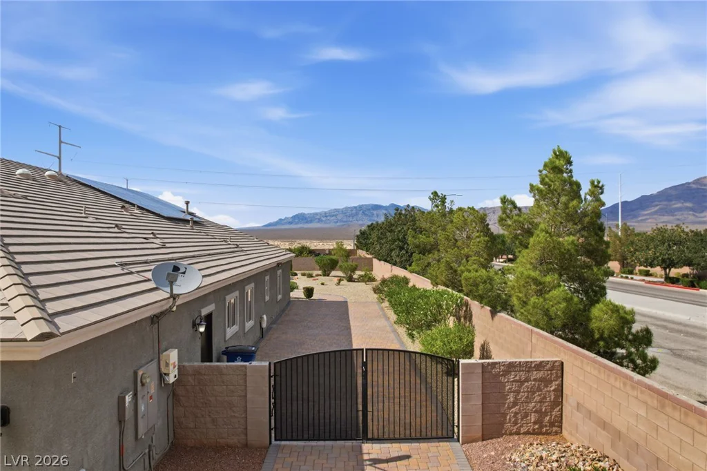 8420 Cedar Mill Falls, Las Vegas, NV 89143