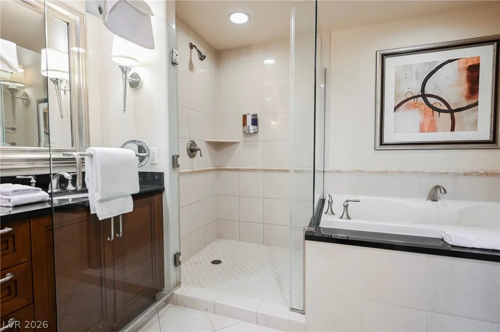 135 Harmon, Las Vegas, NV 89109